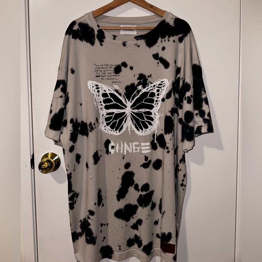 Chnge Tie Die Butterfly Oversized T Shirt